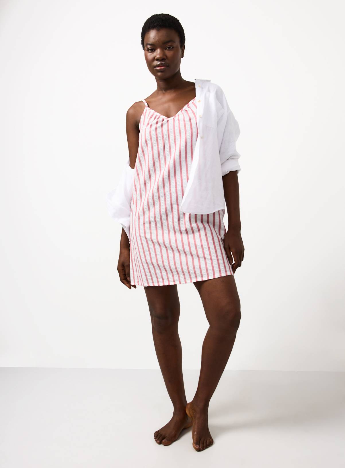White Stripe Print Seersucker Chemise Night Shirt M - Image 3